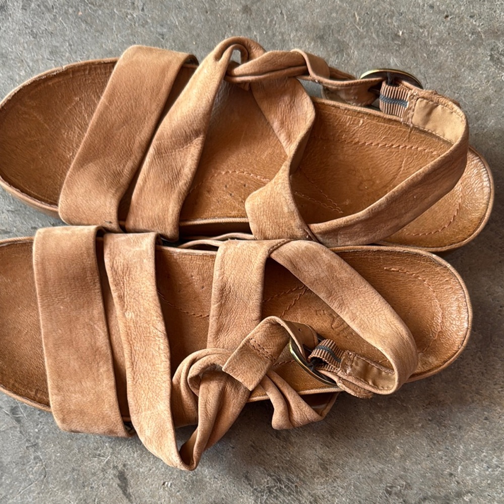 Naya Tan Sandals Comfortable Cork Footbed